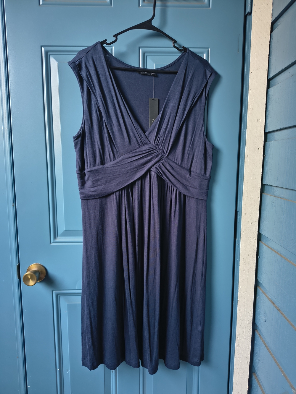 Apt. 9 Navy Twist-Front V-Neck Sleeveless Dress